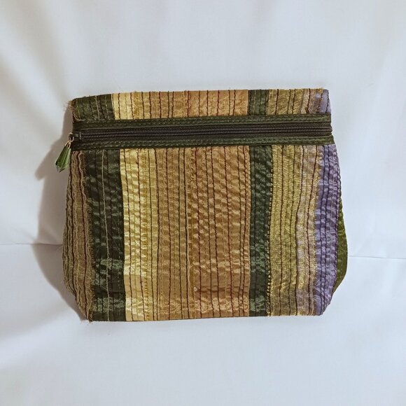 Bath & Body Works Green Fabric Bag W/Matching Cosmetic Bag - Picture 8 of 10